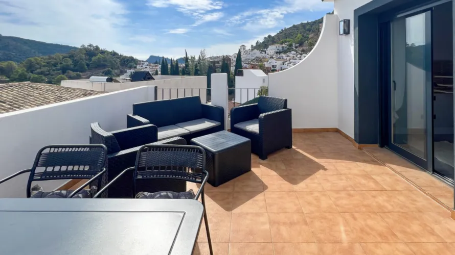 Apartment de 2 chambres à Benahavis, Spain No. 670 № 9
