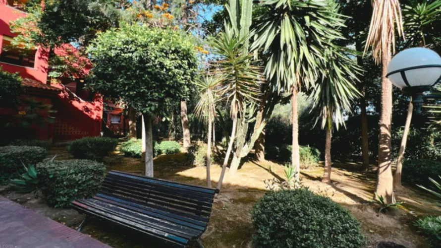 Apartment de 2 chambres à Marbella, Spain No. 1094