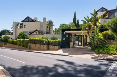 Apartment de 3 chambres à Marbella, Spain No. 476