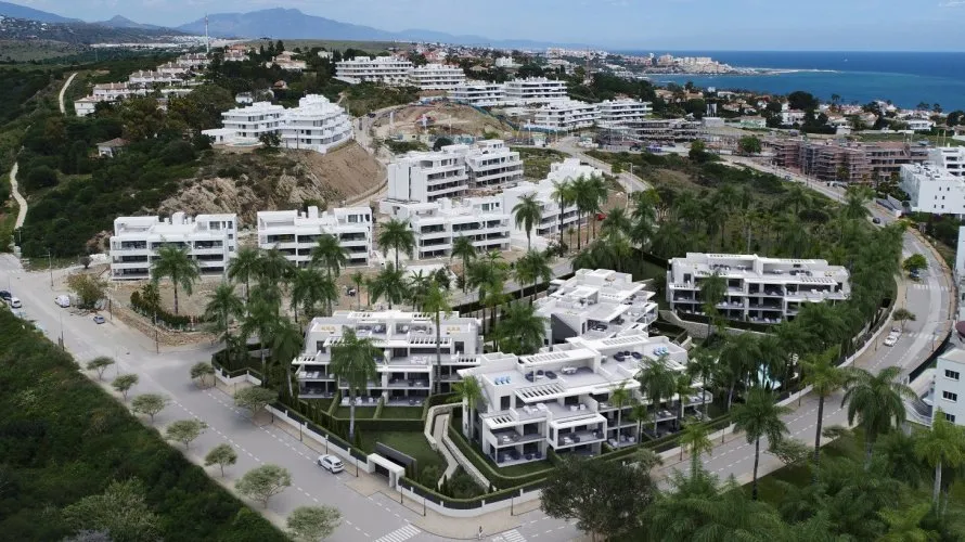 Apartment de 2 chambres à Estepona, Spain No. 562
