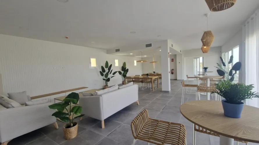 Apartment de 2 chambres à Estepona, Spain No. 1045 № 3