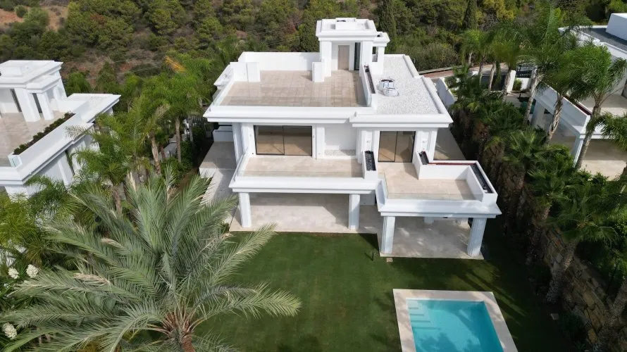 Villa de 6 chambres à Marbella, Spain No. 388 № 10