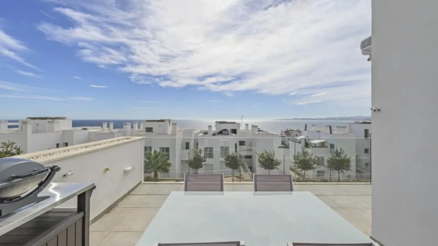 Apartment de 2 chambres à Benalmadena, Spain No. 721 № 3