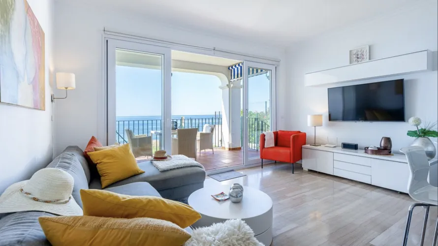 Apartment de 2 chambres à Mijas Costa, Spain No. 651