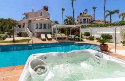 Villa de 5 chambres à Estepona, Spain No. 217