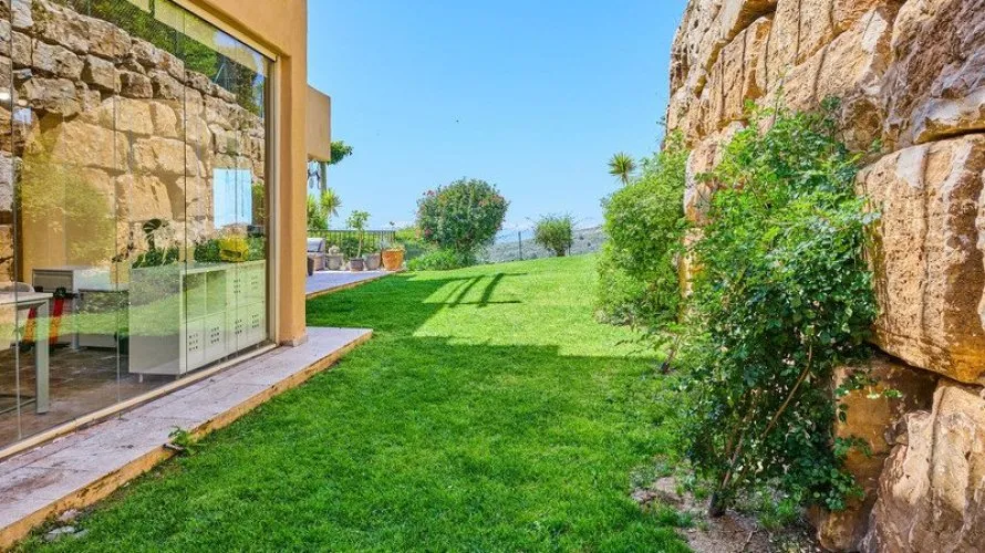 Apartment de 3 chambres à Benahavis, Spain No. 891 № 2