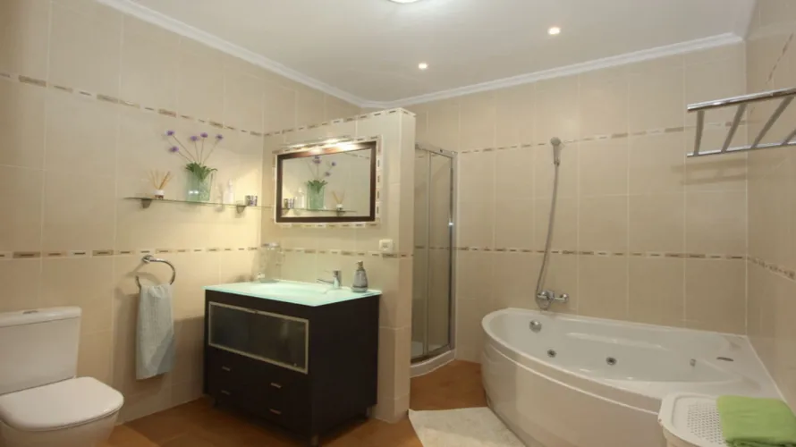 Villa de 6 chambres à Marbella, Spain No. 537 № 4