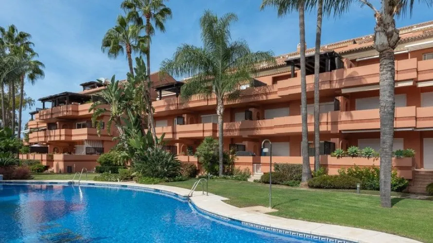 Apartment de 3 chambres à Marbella, Spain No. 364 № 10