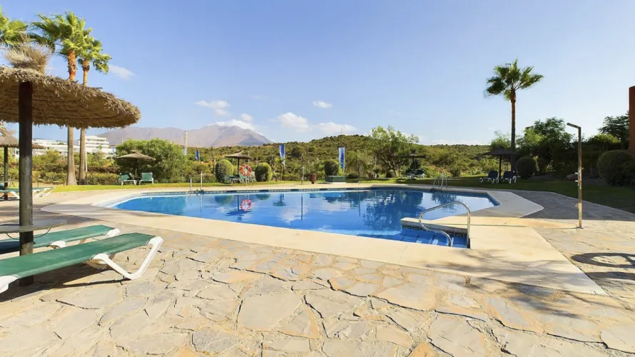 Apartment de 2 chambres à Estepona, Spain No. 611 № 11