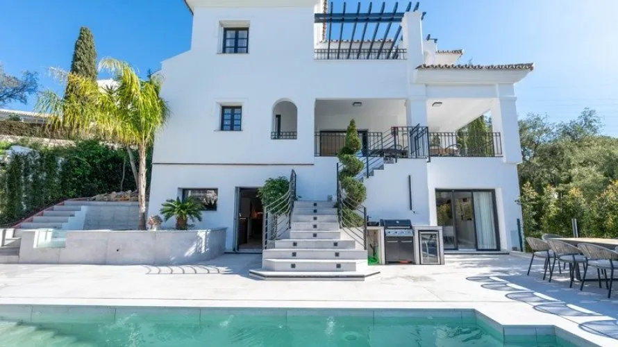 Villa de 6 chambres à Marbella, Spain No. 930