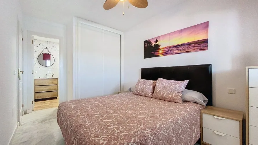 Apartment de 2 chambres à Casares, Spain No. 573 № 1