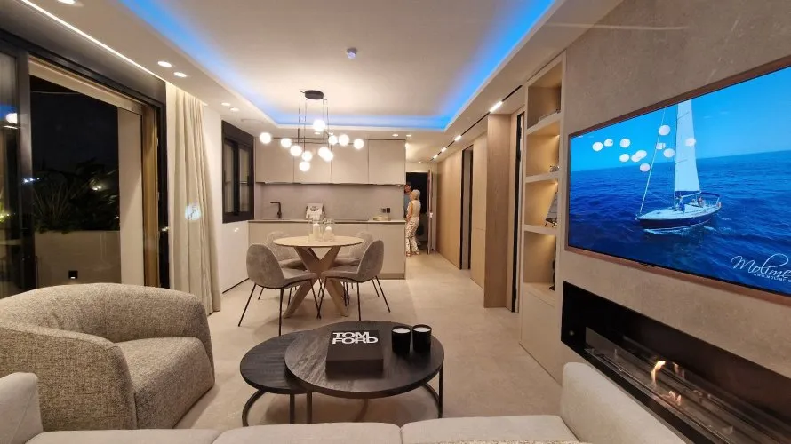 Apartment de 2 chambres à Marbella, Spain No. 692