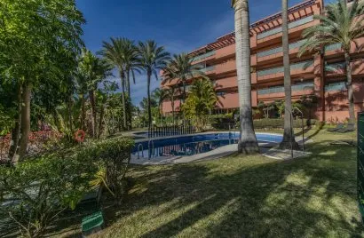 Apartment de 3 chambres à Estepona, Spain No. 881