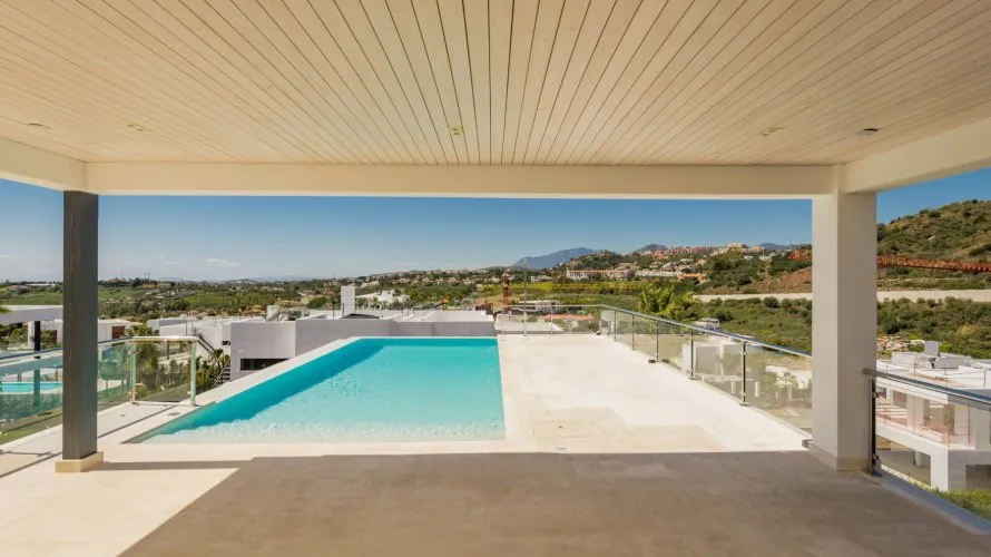 Villa de 4 chambres à Marbella, Spain No. 142 № 6
