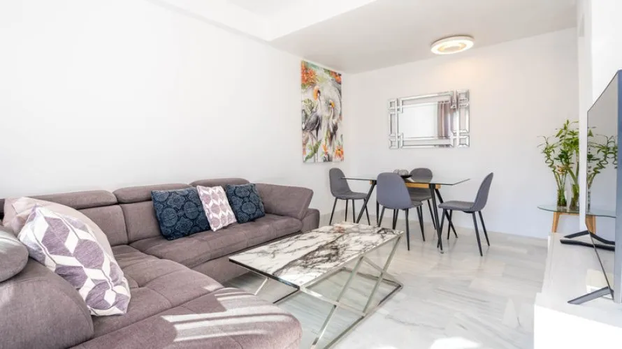 Duplex de 2 chambres à Benahavis, Spain No. 861 № 7