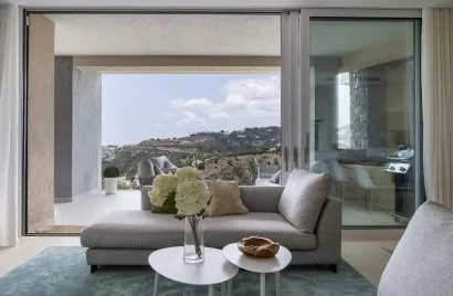 Apartment de 2 chambres à Benahavis, Spain No. 477