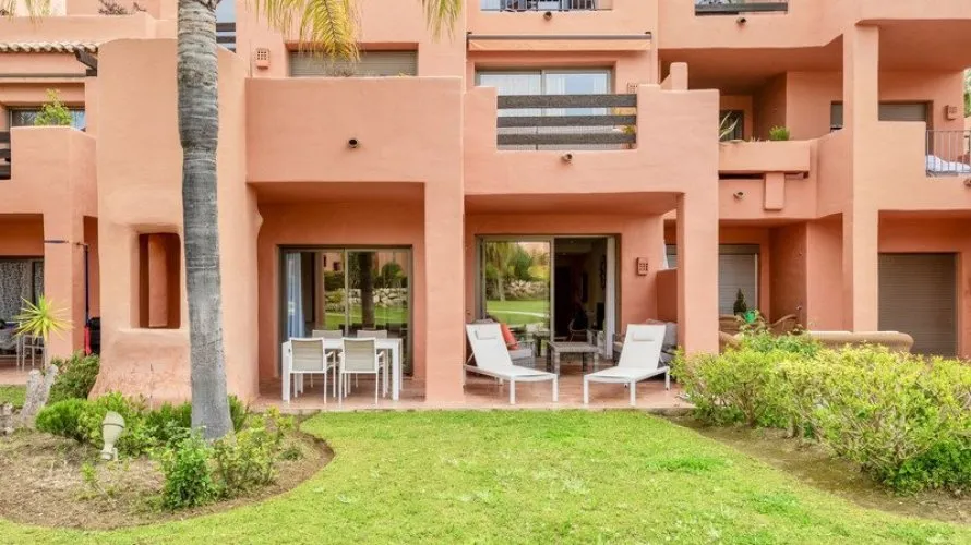 Apartment de 2 chambres à Estepona, Spain No. 468 № 16