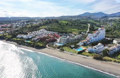 Apartment de 2 chambres à Estepona, Spain No. 126