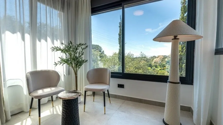 Villa de 6 chambres à Marbella, Spain No. 930 № 11