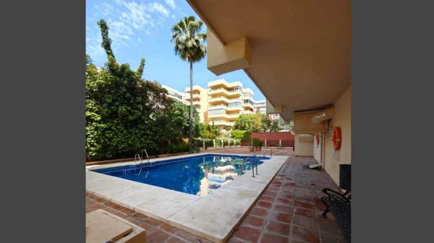 Apartment de 1 chambre à Marbella, Spain No. 926 № 3