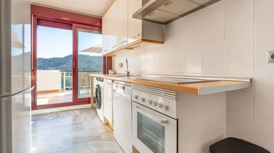 Duplex de 2 chambres à Benahavis, Spain No. 861 № 20