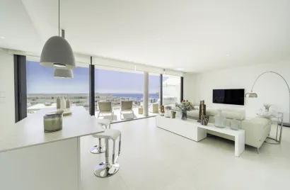 Penthouse de 2 chambres à Fuengirola, Spain No. 565