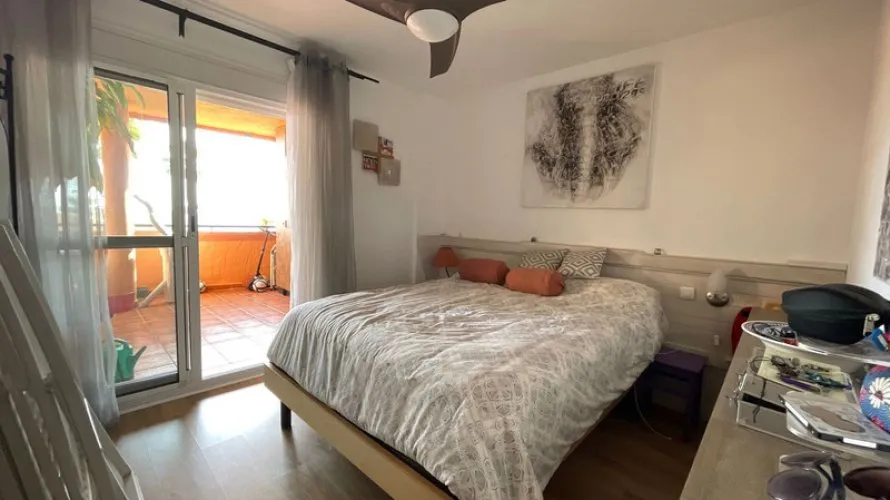 Apartment de 3 chambres à Estepona, Spain No. 384
