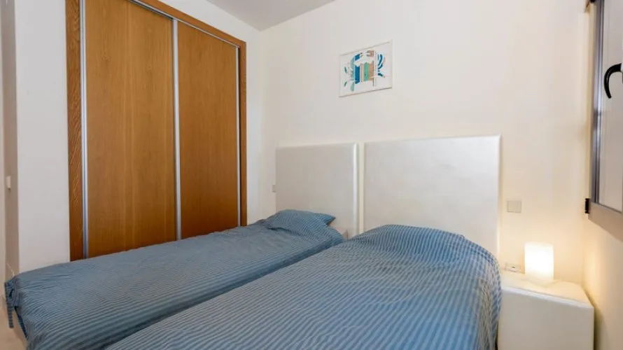 Apartment de 2 chambres à Estepona, Spain No. 468 № 13