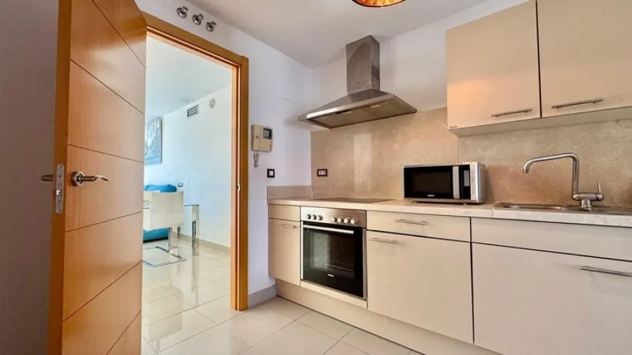 Apartment de 2 chambres à Cortes (San Pedro De Alcantara), Spain No. 654 № 8
