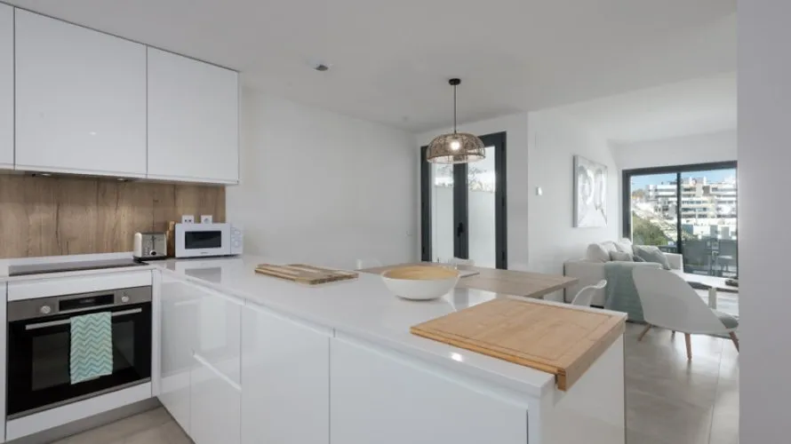 Apartment de 3 chambres à Estepona, Spain No. 395 № 21