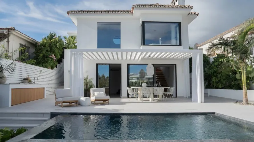 Villa de 5 chambres à Nueva Andalucia, Spain No. 216 № 9