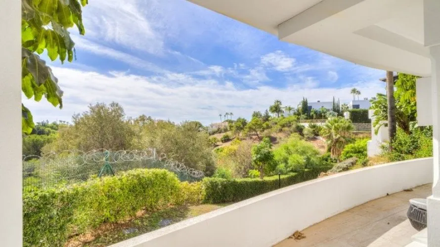 Villa de 5 chambres à Marbella, Spain No. 929 № 25