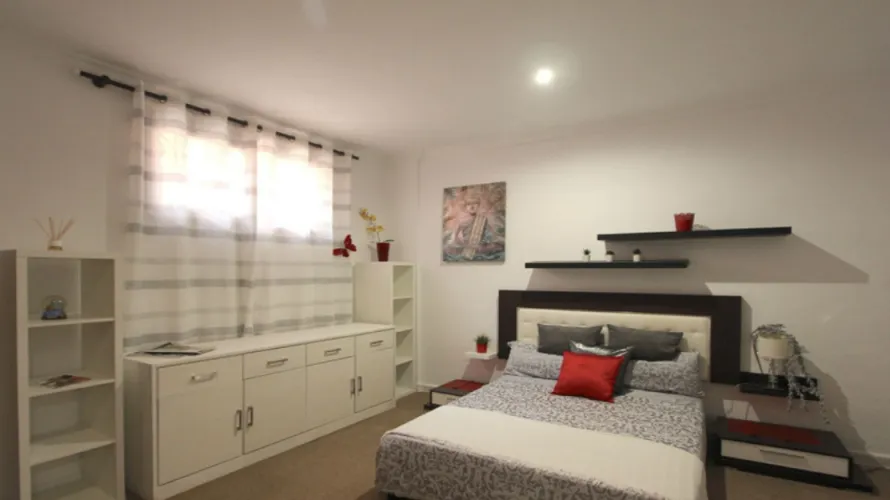Villa de 6 chambres à Marbella, Spain No. 537 № 3