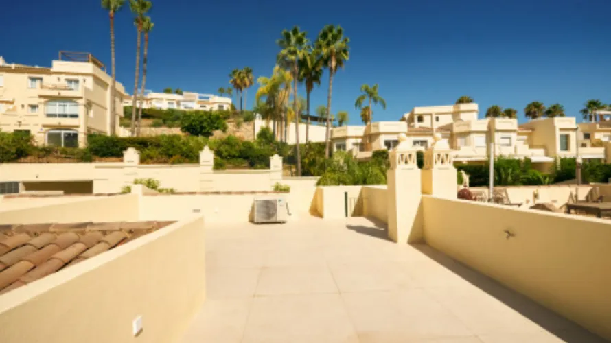 Townhouse de 3 chambres à Benahavis, Spain No. 641 № 8