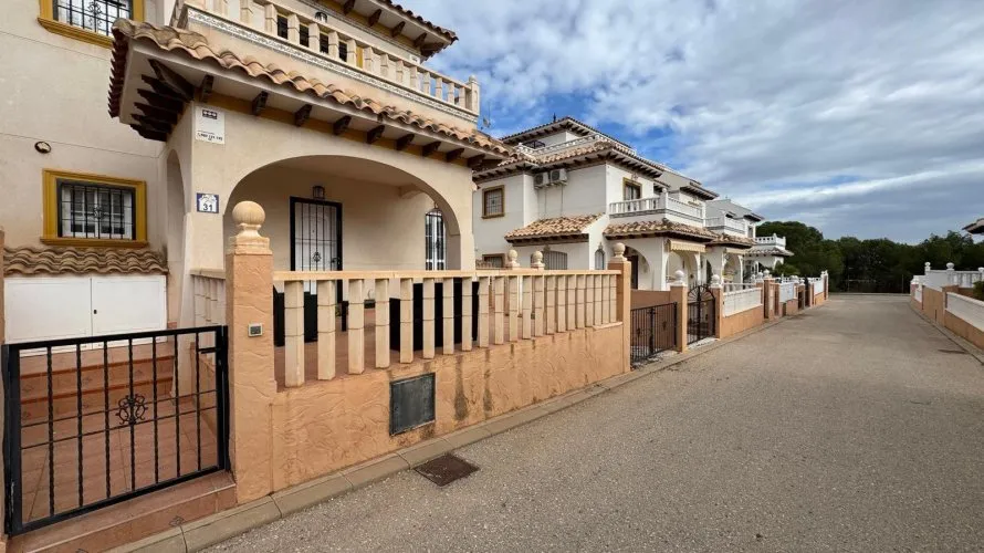 House de 2 chambres à Alicante, Espagne No. 1528 № 28