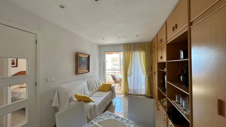 Apartment de 1 chambre à Benidorm, Espagne No. 2452 № 1