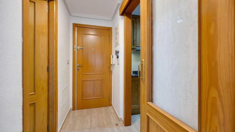 Apartment de 2 chambres à Torrevieja, Espagne No. 2671 № 17
