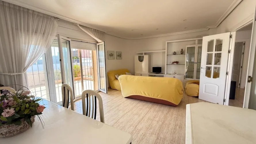 Villa de 4 chambres à La Manga del Mar Menor, Espagne No. 2705 № 13