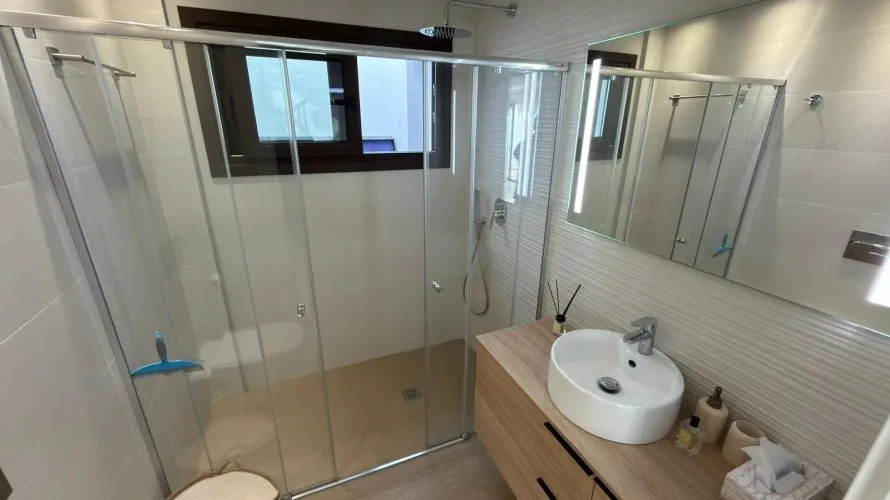 Villa de 5 chambres à Finestrat, Espagne No. 2305 № 24