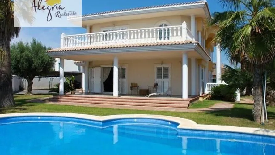 Apartment de 4 chambres à L'Eliana, Espagne No. 2481