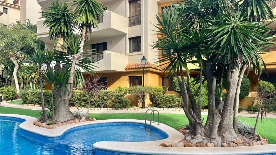 Bungalow de 2 chambres à Torrevieja, Espagne No. 2254 № 3