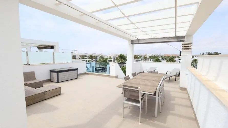 Bungalow de 2 chambres à Guardamar del Segura, Espagne No. 2679 № 11
