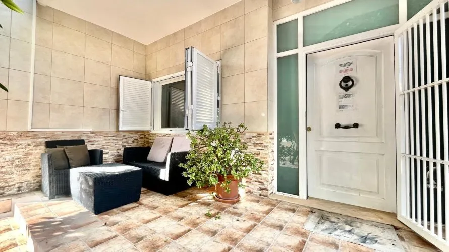 Villa de 4 chambres à Torrevieja, Espagne No. 1553 № 16
