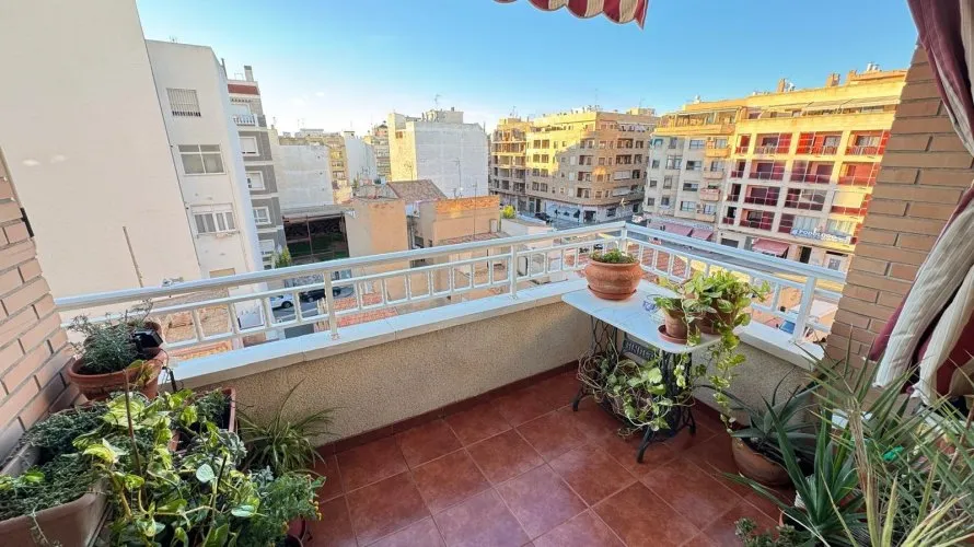 Apartment de 4 chambres à Torrevieja, Espagne No. 1548 № 21
