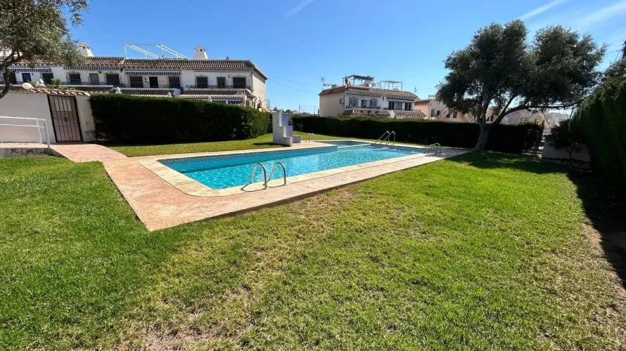 Penthouse de 74m² à Torreblanca, Espagne No. 2073 № 1