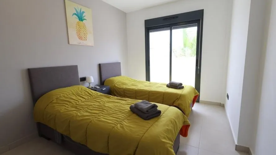 Bungalow de 2 chambres à Guardamar del Segura, Espagne No. 2679 № 7