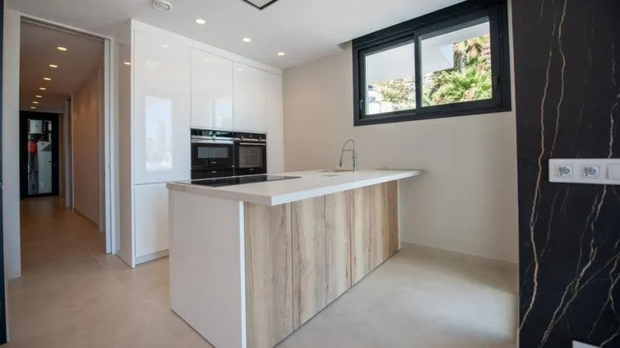 Apartment de 4 chambres à Benidorm, Espagne No. 1680 № 26