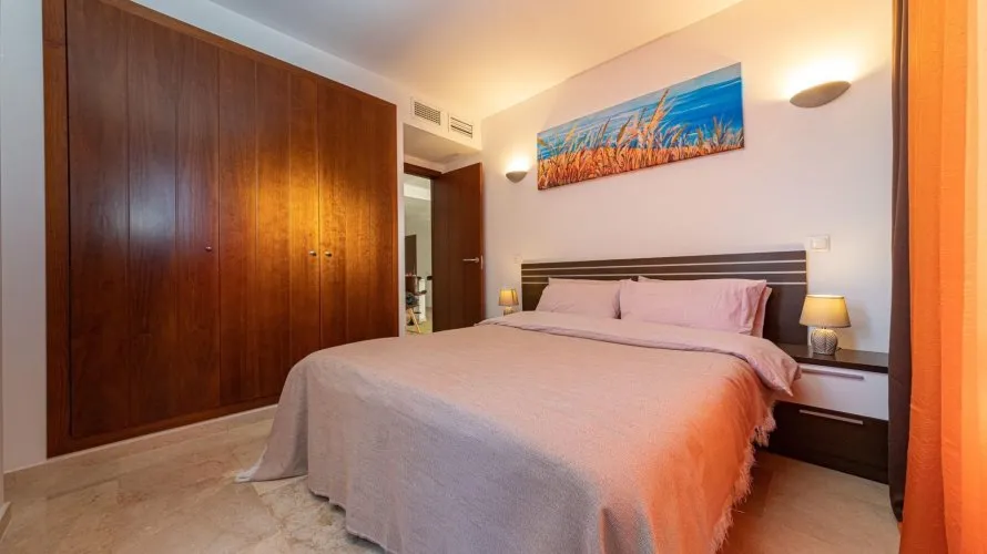 Apartment de 2 chambres à Torrevieja, Espagne No. 1895 № 20