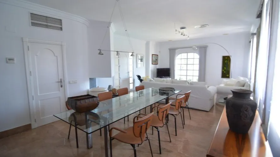 Villa de 4 chambres à Torrevieja, Espagne No. 1477 № 14