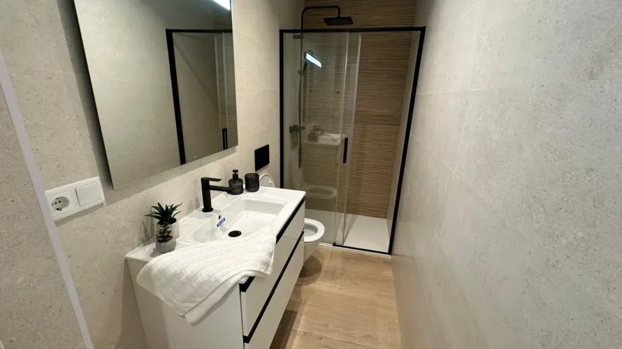 Apartment de 2 chambres à Guardamar del Segura, Espagne No. 1995 № 16